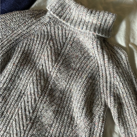 Women’s Madewell Turtleneck Sweater - Medium - Picture 4 of 5